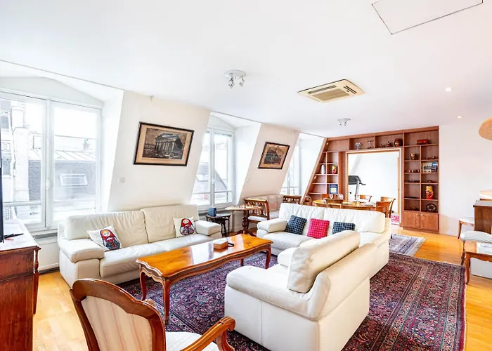 Guestready - Spacious Comfort In The 8th 파리