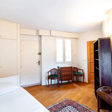 Guestready - Spacious Comfort In The 8th Apartment